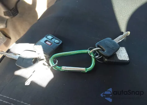 2001 Ford F-150 King Ranch Edition/Lariat/Xlt z USA, uszkodzony, nr VIN 1FTRW08L31KC63366